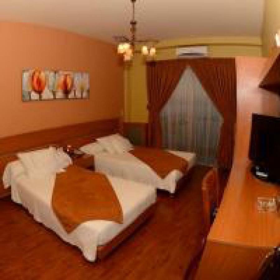 Ahiram Hotel Byblos Exterior foto